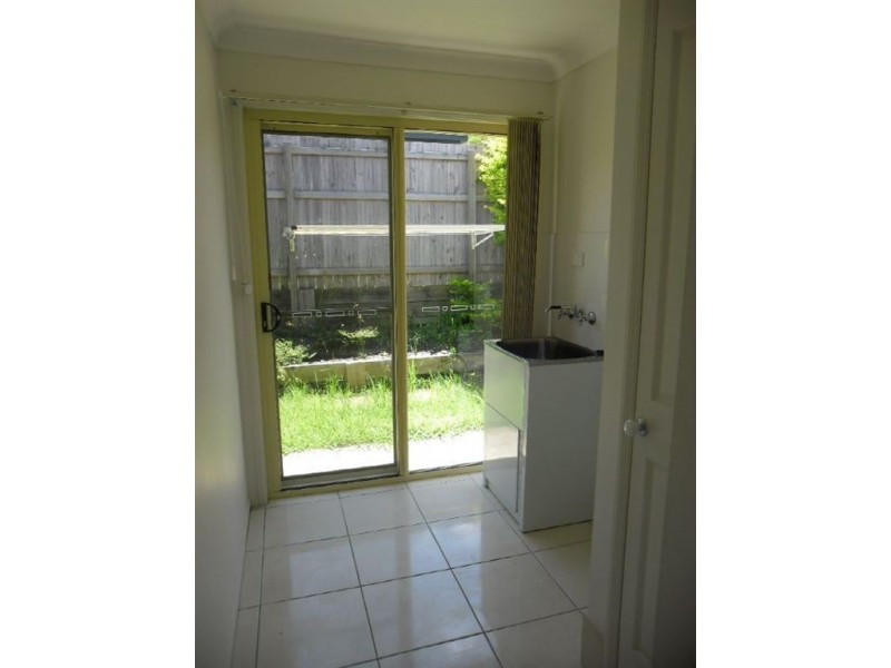 2/10 Adonis Court, Rothwell QLD 4022