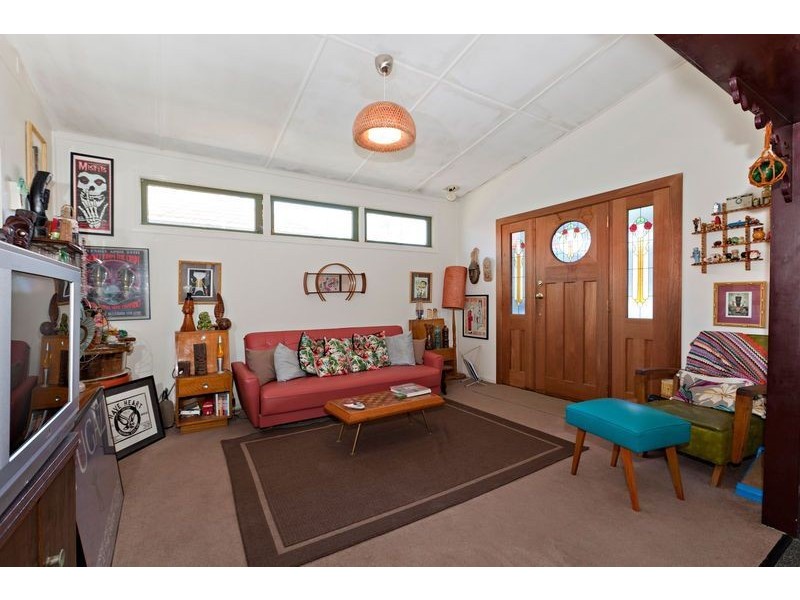 320 Scarborough Road, Scarborough QLD 4020