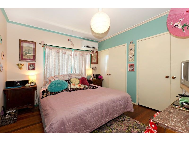320 Scarborough Road, Scarborough QLD 4020