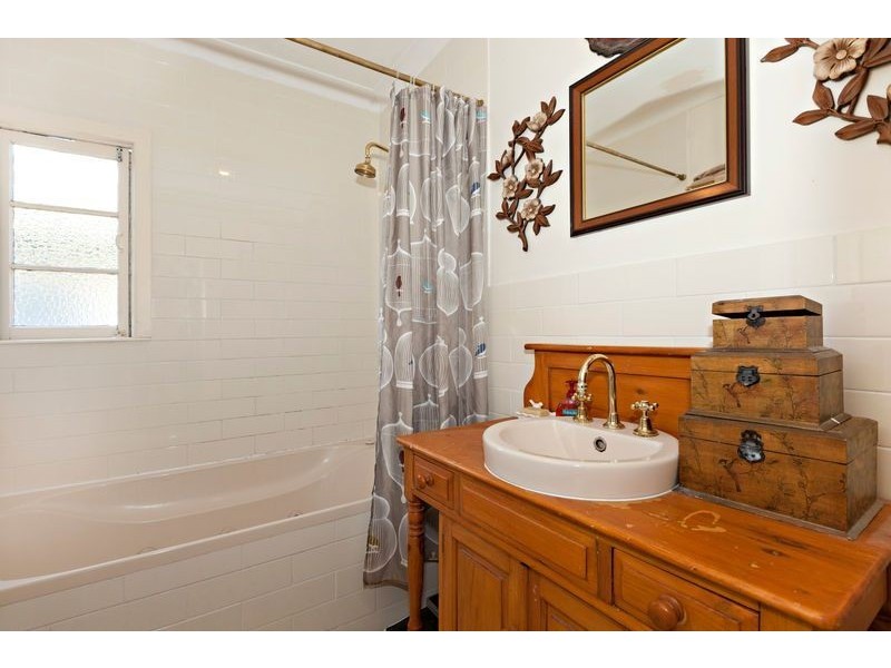 320 Scarborough Road, Scarborough QLD 4020