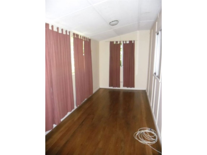 24 Range Avenue, Brighton QLD 4017