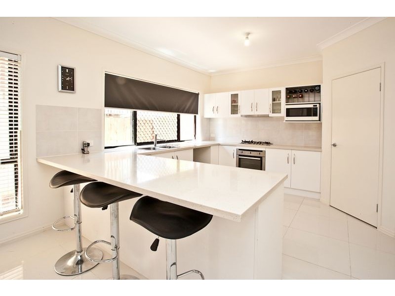 1 Brighton Street, Woody Point QLD 4019