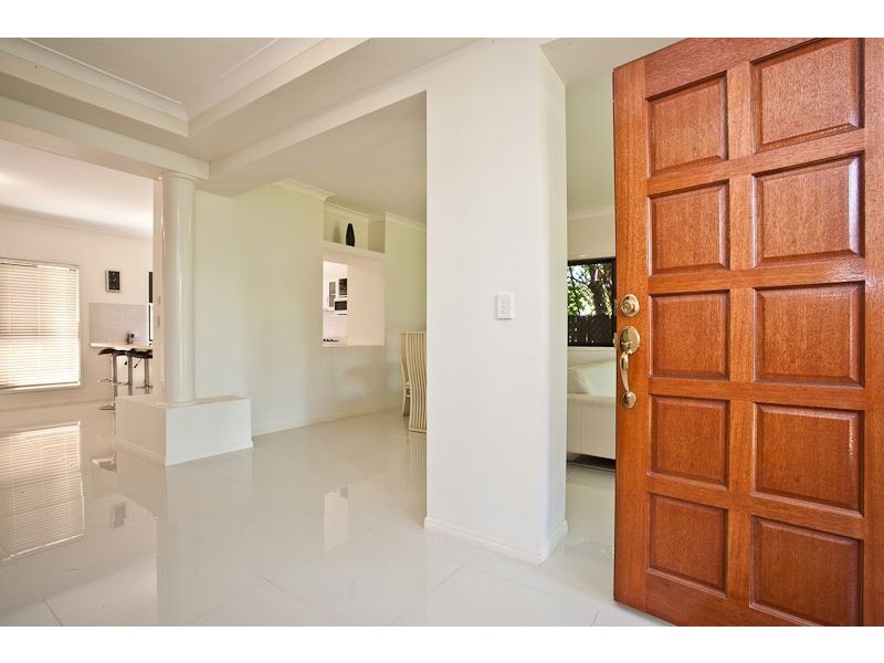 1 Brighton Street, Woody Point QLD 4019