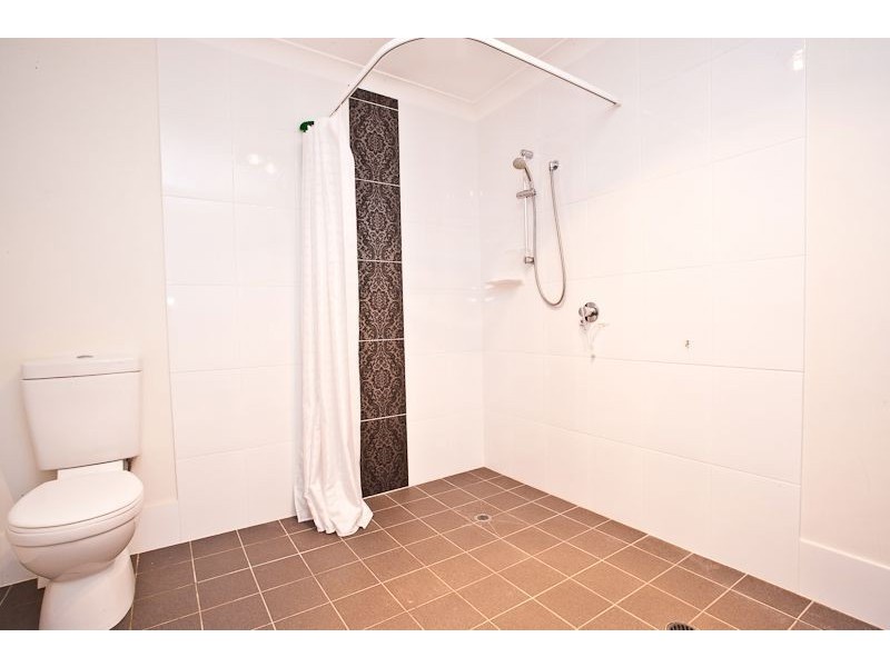 1 Brighton Street, Woody Point QLD 4019