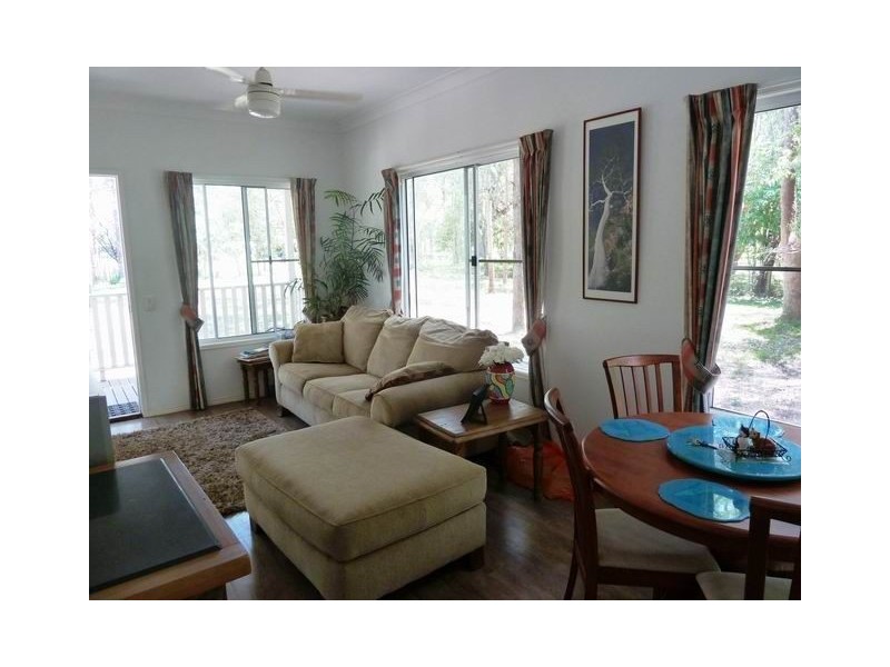 17 Mynott Road, Beachmere QLD 4510