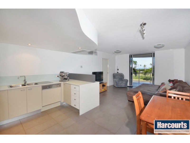 2/2 Louis Street, Redcliffe QLD 4020