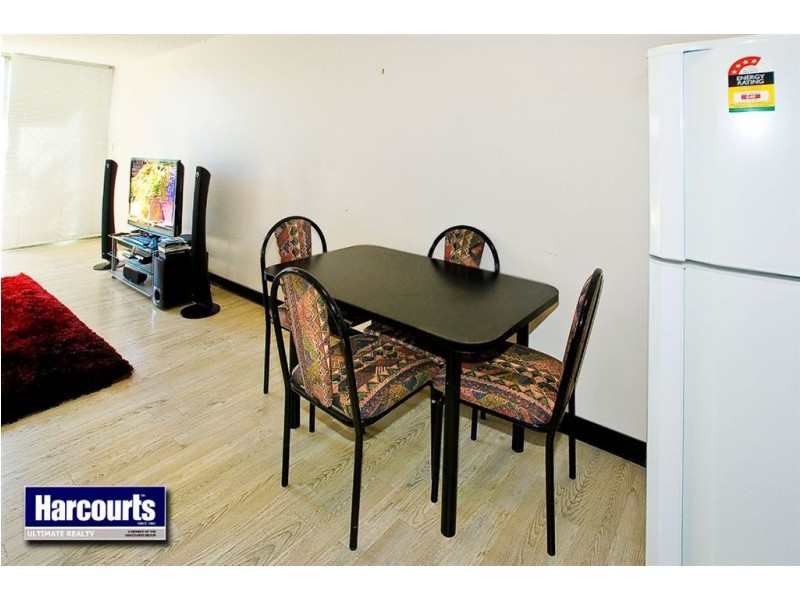 4/31 King Street, Woody Point QLD 4019