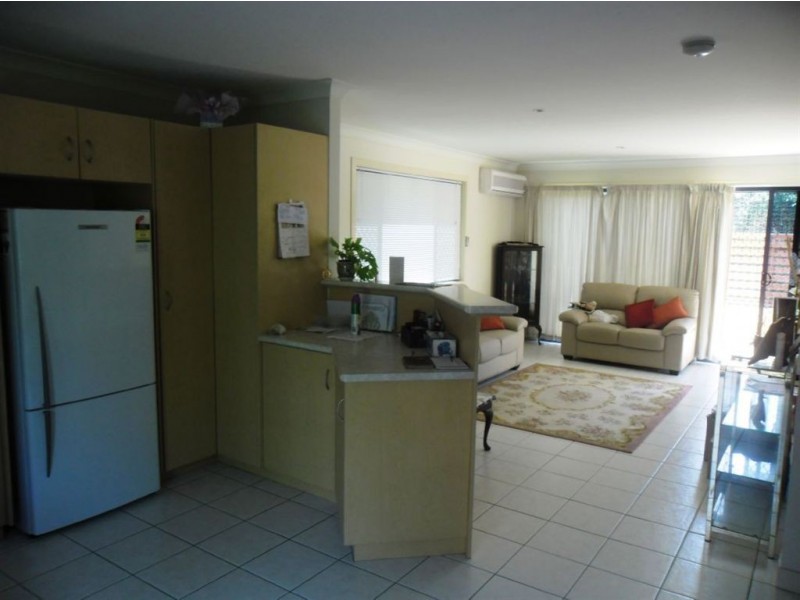 3/8 Langdon Avenue, Margate QLD 4019