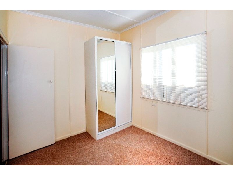 594 Oxley Avenue, Scarborough QLD 4020