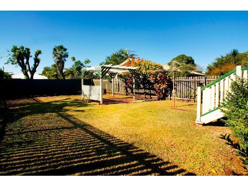 594 Oxley Avenue, Scarborough QLD 4020