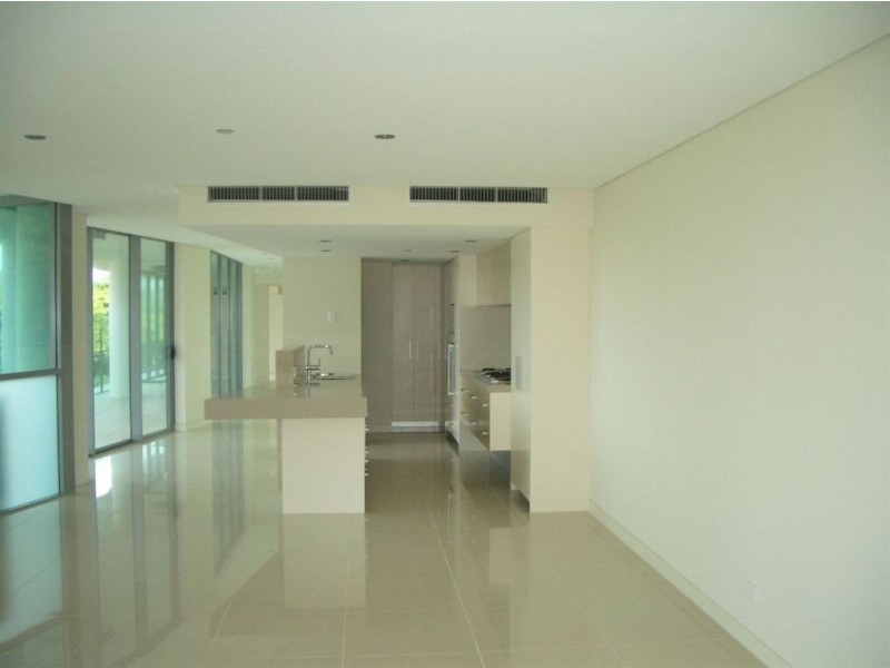 8/16 Prince Edward Parade, Redcliffe QLD 4020