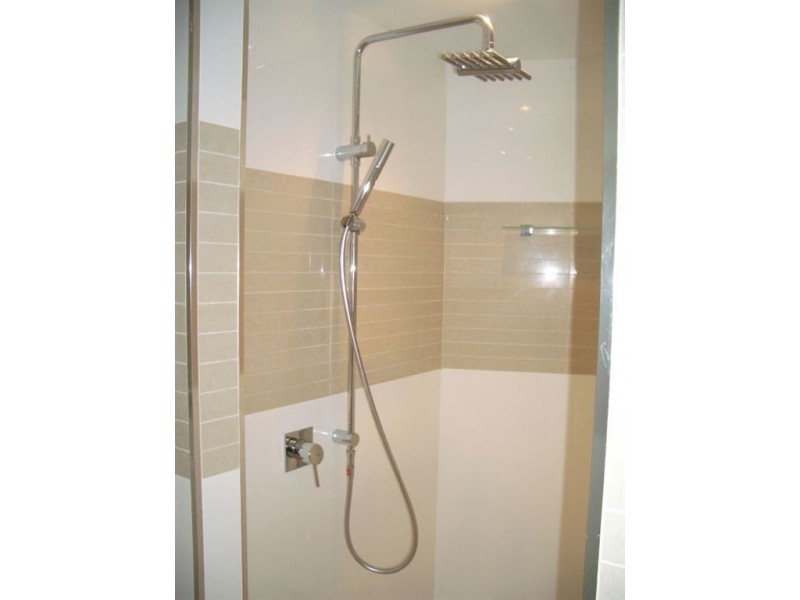 8/16 Prince Edward Parade, Redcliffe QLD 4020