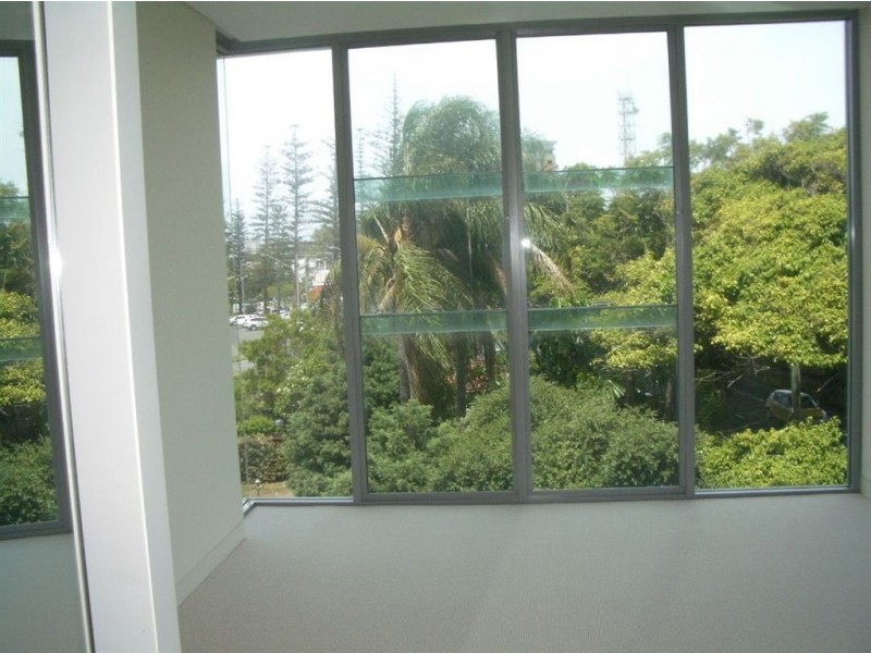 8/16 Prince Edward Parade, Redcliffe QLD 4020