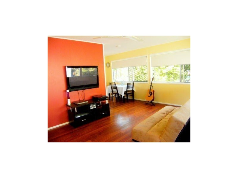 74 Pikett Street, Clontarf QLD 4019