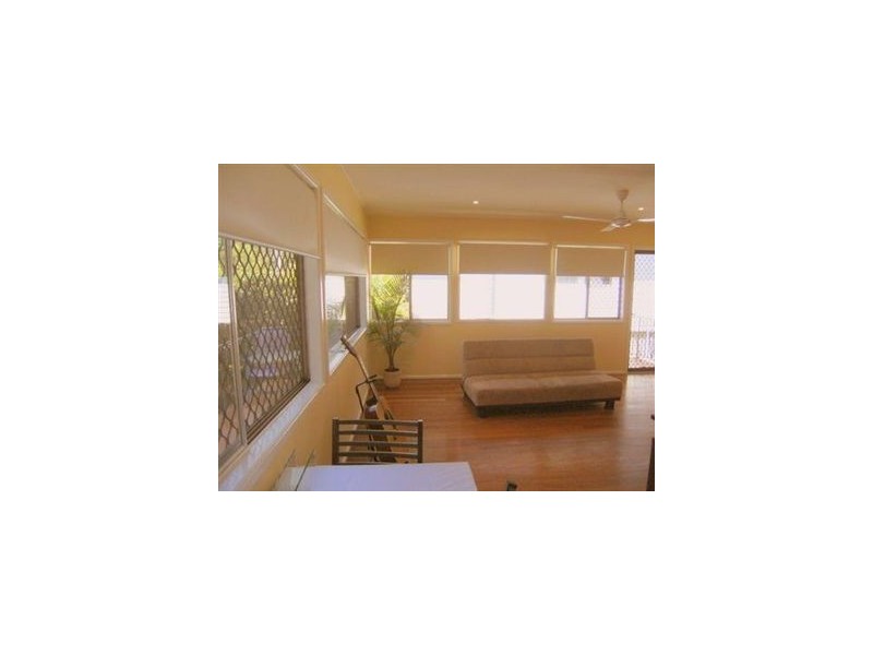 74 Pikett Street, Clontarf QLD 4019