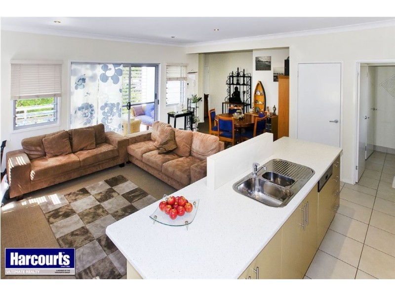 9/415 Scarborough Road, Scarborough QLD 4020