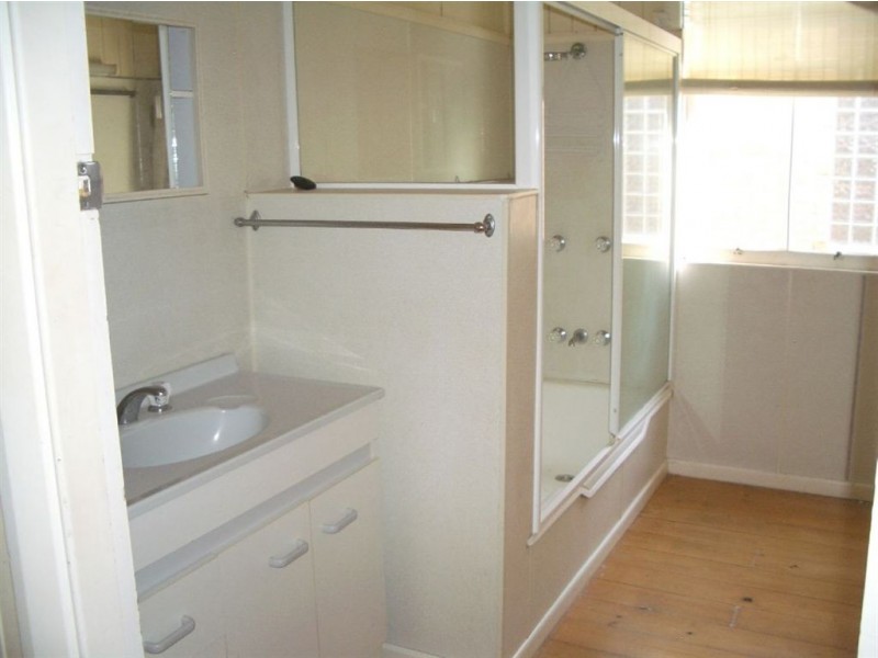 47 Margate Parade, Margate QLD 4019