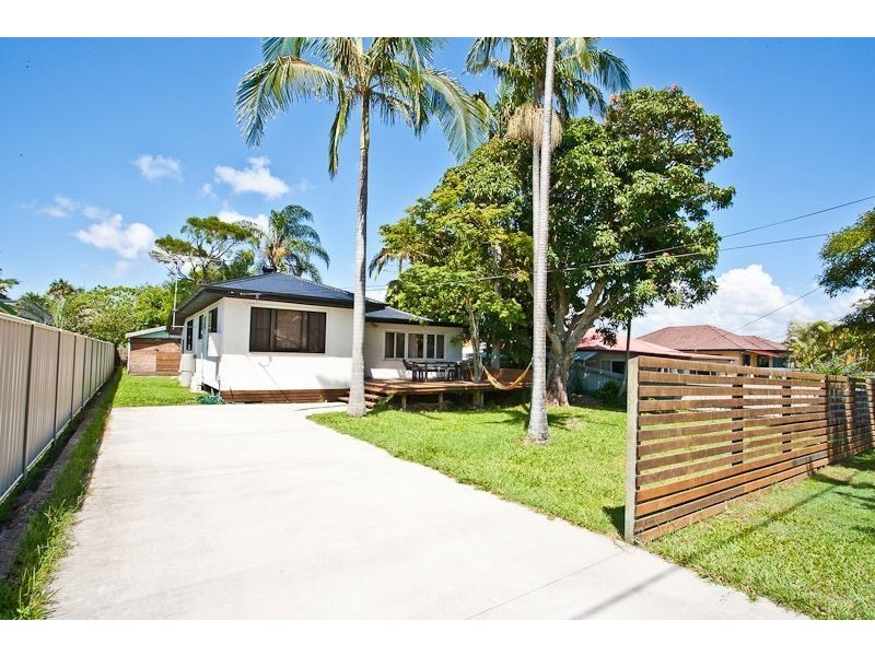 7 Joyce Street, Redcliffe QLD 4020