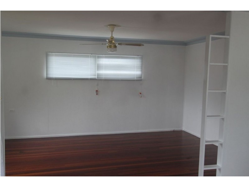 129 Mein Street, Scarborough QLD 4020