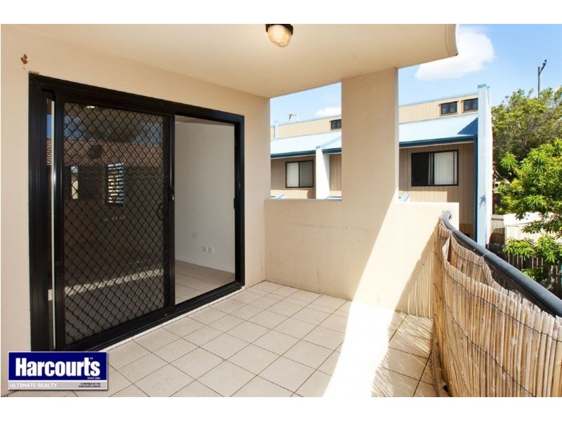 9/82 Mein Street, Scarborough QLD 4020