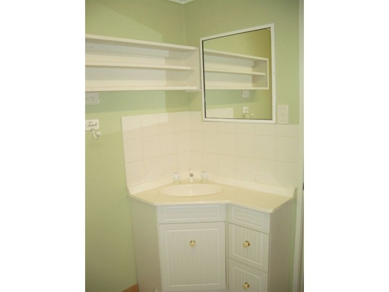 3/40 Prince Edward Parade, Redcliffe QLD 4020