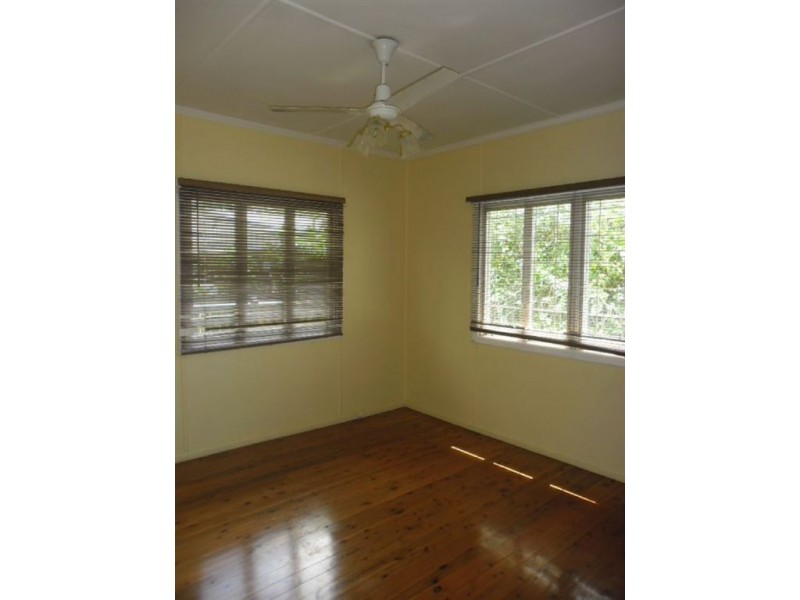 31 Ella Street, Redcliffe QLD 4020