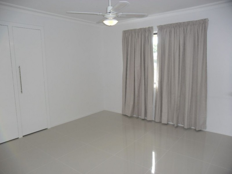 15 Pinewood Street, Redcliffe QLD 4020