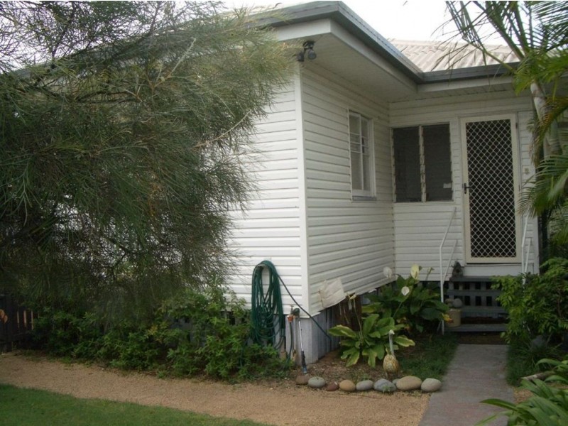 38 Higlett Street, Scarborough QLD 4020