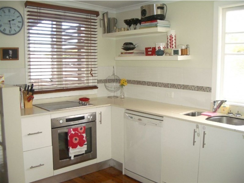 38 Higlett Street, Scarborough QLD 4020