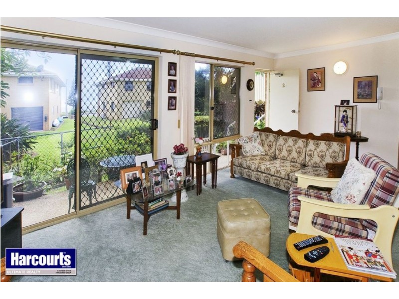 2/162 Prince Edward Parade, Scarborough QLD 4020