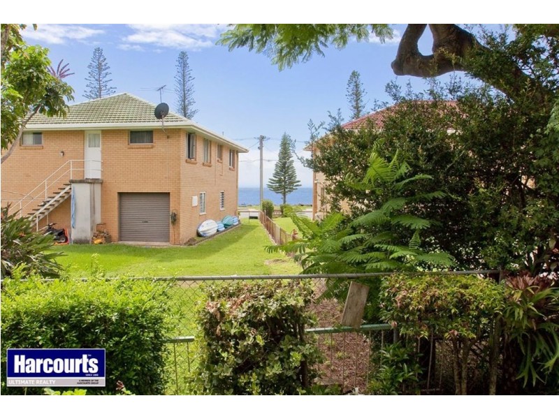 2/162 Prince Edward Parade, Scarborough QLD 4020