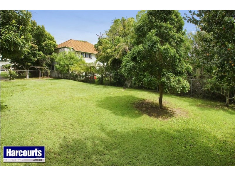 2/162 Prince Edward Parade, Scarborough QLD 4020