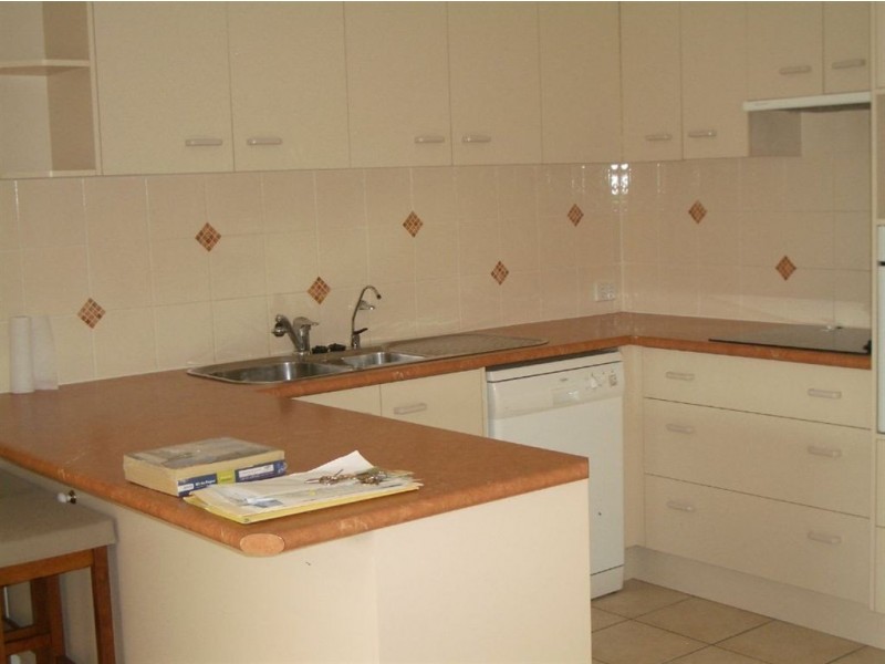 1/7 Plume Street, Redcliffe QLD 4020