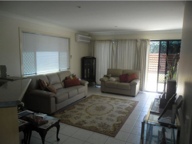 3/8 Langdon Avenue, Margate QLD 4019