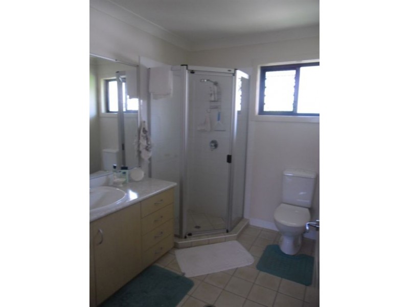 3/8 Langdon Avenue, Margate QLD 4019