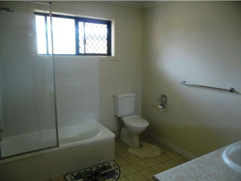 3/8 Langdon Avenue, Margate QLD 4019