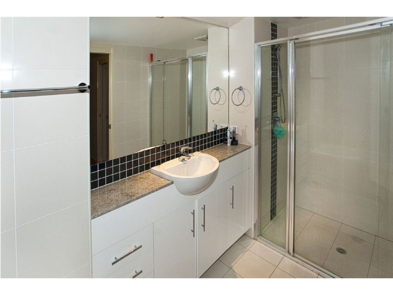 401/87-89 Landsborough Avenue, Scarborough QLD 4020