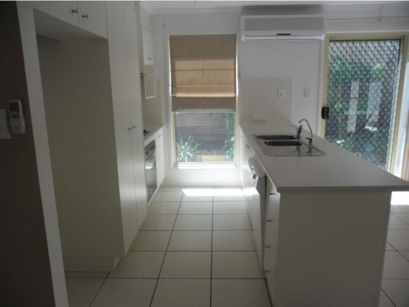 4/7 Oronsay Ave, Caloundra QLD 4551