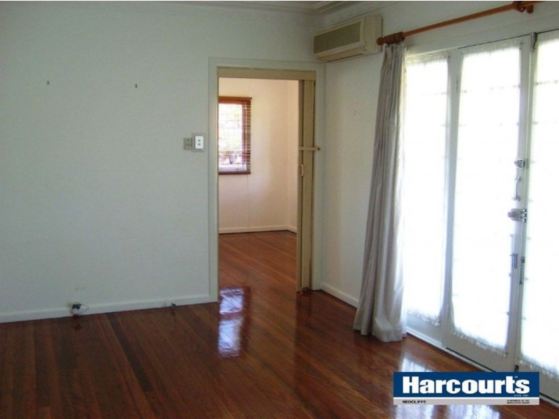 37 Palmtree Avenue, Scarborough QLD 4020