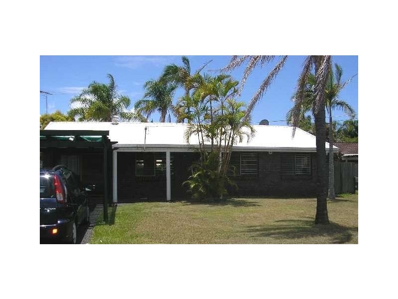 14 Beacon Cresent, Scarborough QLD 4020