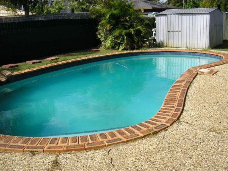 14 Beacon Cresent, Scarborough QLD 4020