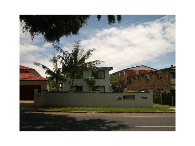 2/19 Prince Edward Parade, Redcliffe QLD 4020