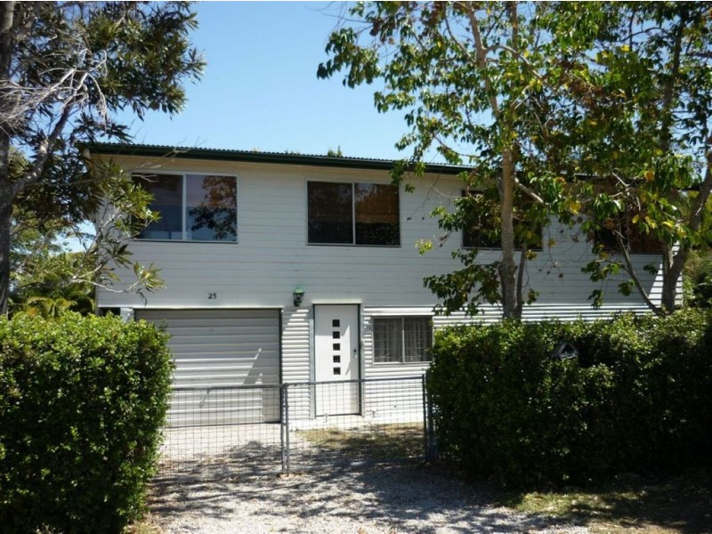 25 Gerald Avenue, Clontarf QLD 4019