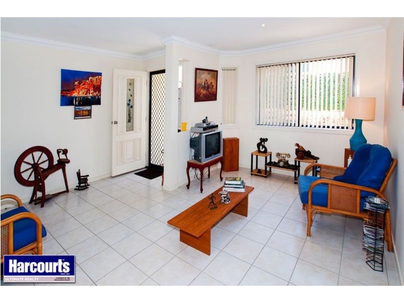 2/8 Herbert Street, Scarborough QLD 4020