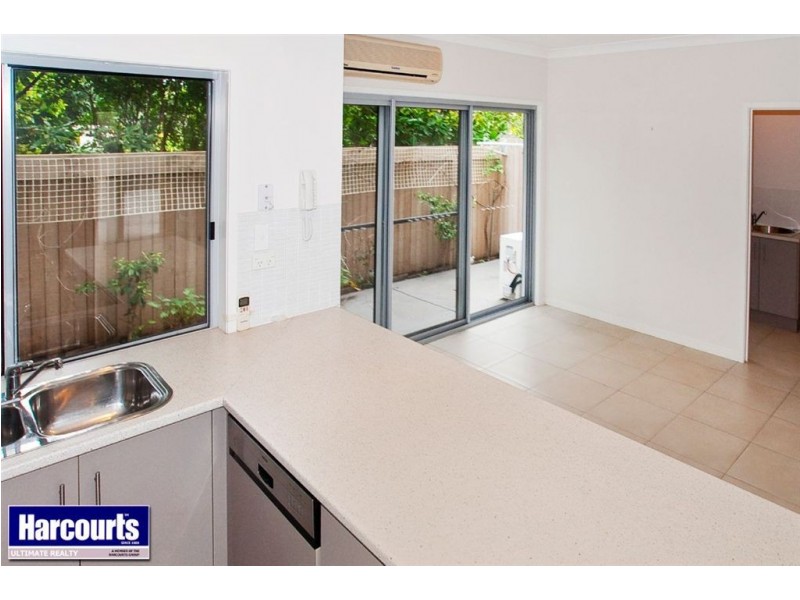 7/415-417 Scarborough Road, Scarborough QLD 4020