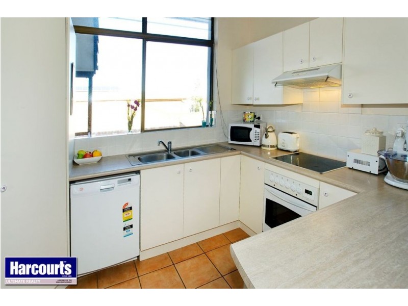 6/6 Peterson Street, Scarborough QLD 4020