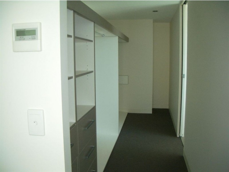 11/16 Prince Edward Parade, Redcliffe QLD 4020