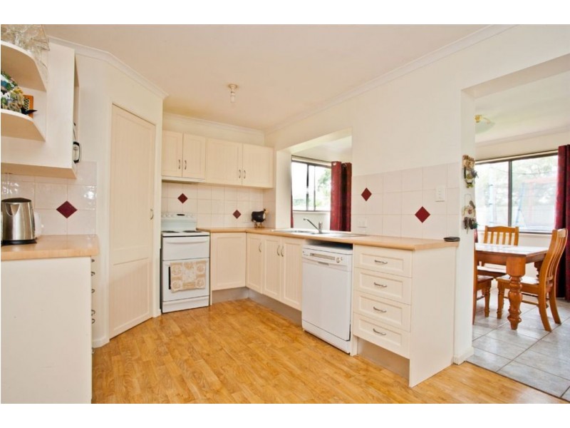 10 Willoughby Court, Kippa-ring QLD 4021