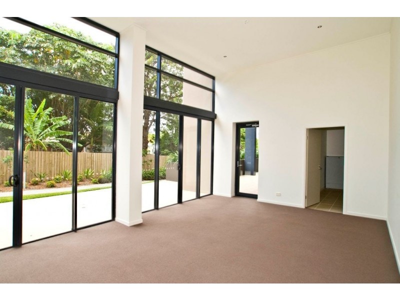 202/25 Dix Street, Redcliffe QLD 4020