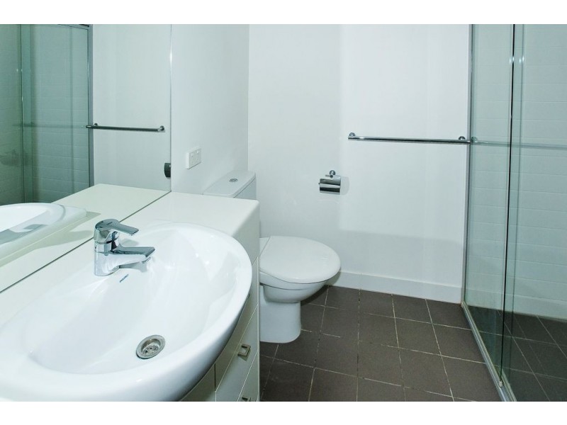 202/25 Dix Street, Redcliffe QLD 4020